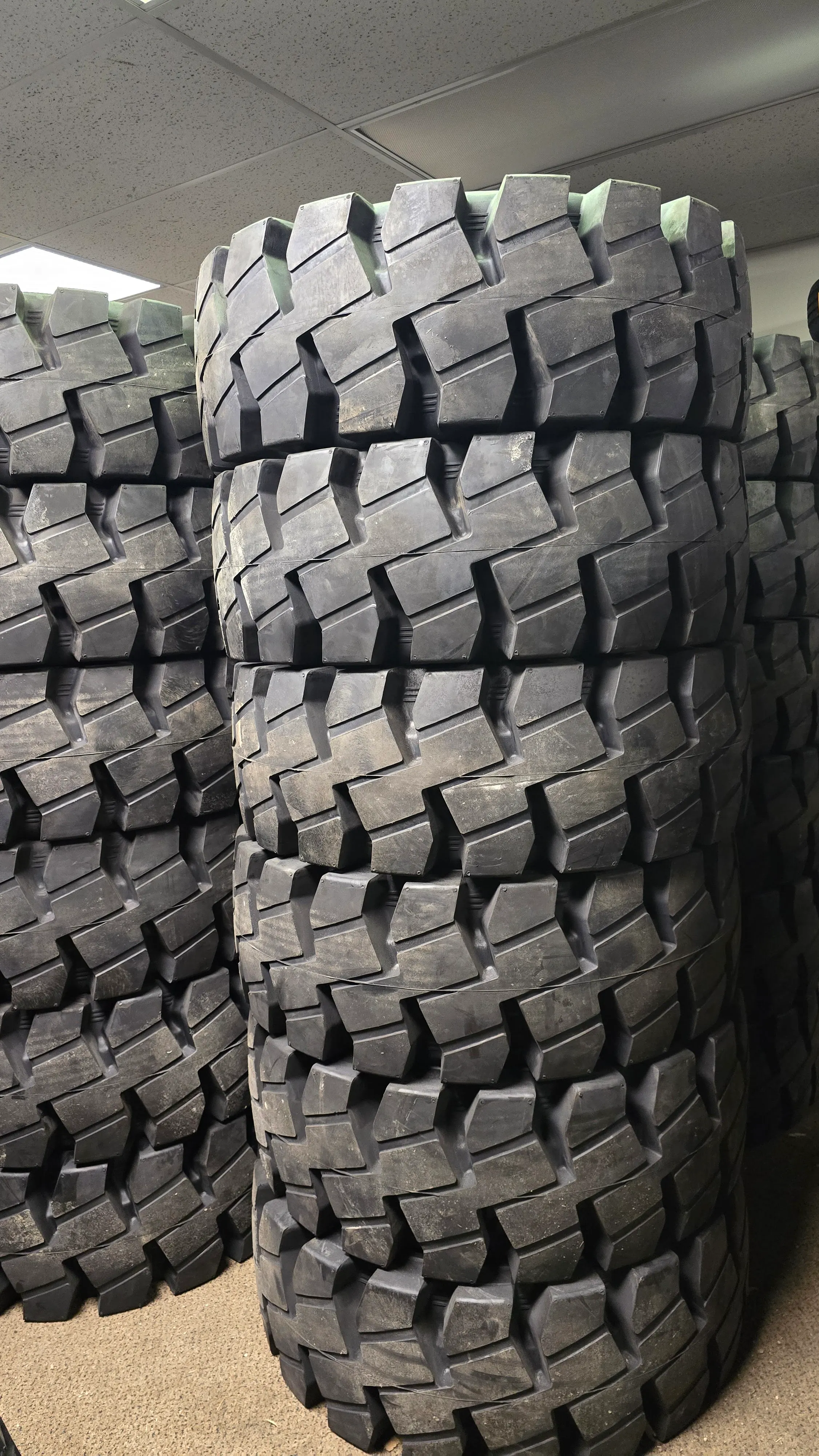 Solid tire assembly close-up